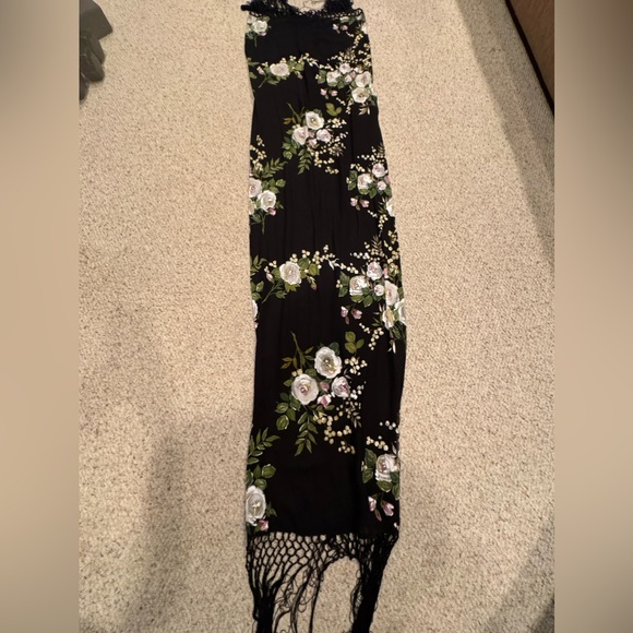 Floral Blac Wrap with Fringe - Picture 11 of 11